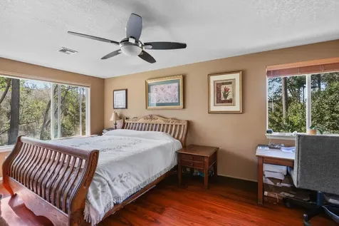 1438 Summit Loop Grants Pass OR 97527
