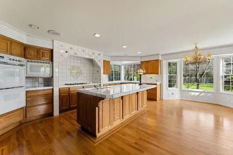 1345 NE 9th Street Grants Pass OR 97526
