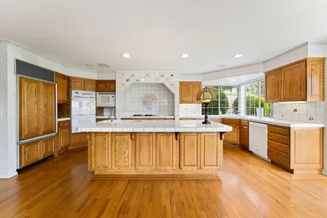 1345 NE 9th Street Grants Pass OR 97526