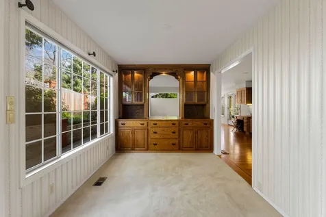 1345 NE 9th Street Grants Pass OR 97526