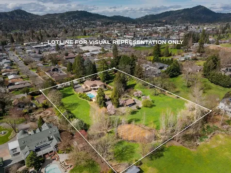 1345 NE 9th Street Grants Pass OR 97526