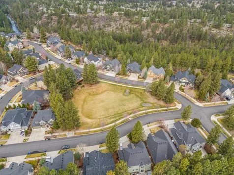 61324 Sparrow Court Bend OR 97702