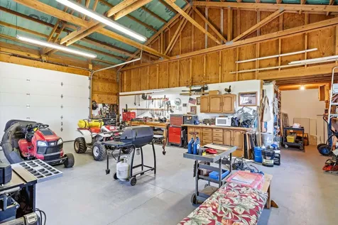 4088 SW Minson Road Powell Butte OR 97753