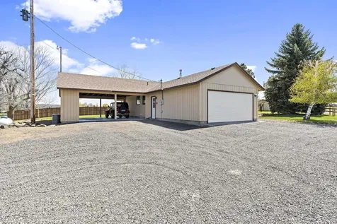 4088 SW Minson Road Powell Butte OR 97753