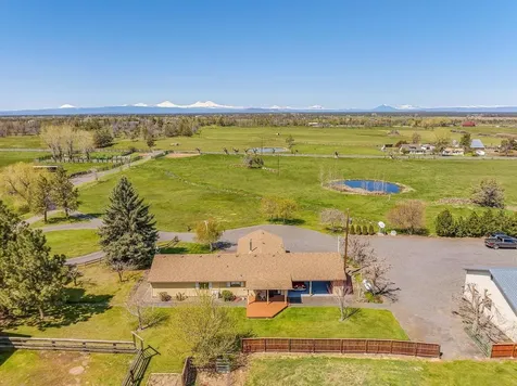 4088 SW Minson Road Powell Butte OR 97753
