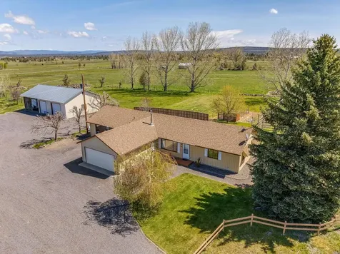 4088 SW Minson Road Powell Butte OR 97753
