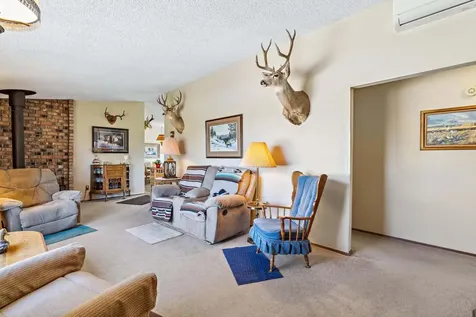 4088 SW Minson Road Powell Butte OR 97753