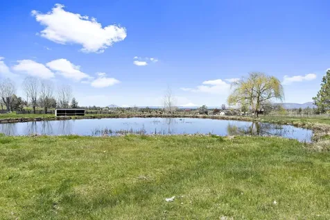 4088 SW Minson Road Powell Butte OR 97753