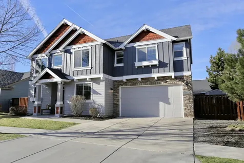 2773 NW Greenwood Avenue Redmond OR 97756