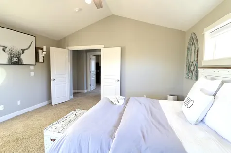 2773 NW Greenwood Avenue Redmond OR 97756