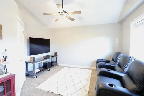 2773 NW Greenwood Avenue Redmond OR 97756