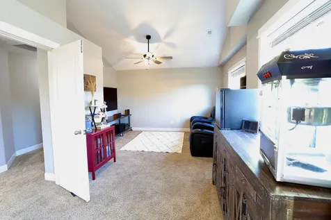 2773 NW Greenwood Avenue Redmond OR 97756