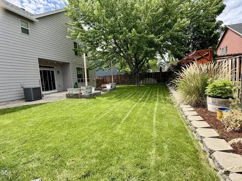 2773 NW Greenwood Avenue Redmond OR 97756