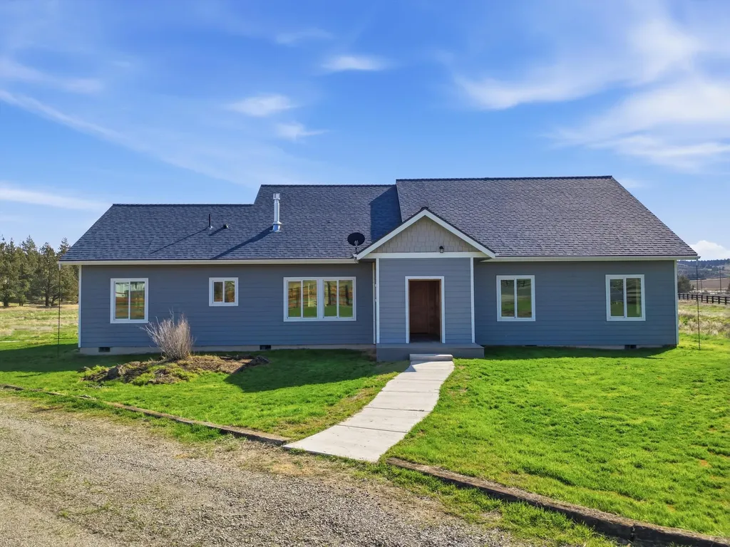 8905 NW Elizabeth Way Prineville OR 97754