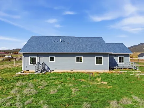 8905 NW Elizabeth Way Prineville OR 97754
