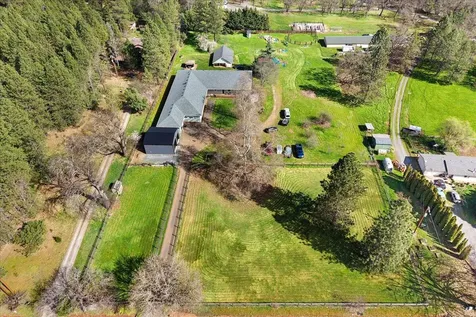 9011 Monument Drive Grants Pass OR 97526
