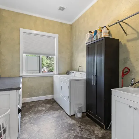 9011 Monument Drive Grants Pass OR 97526