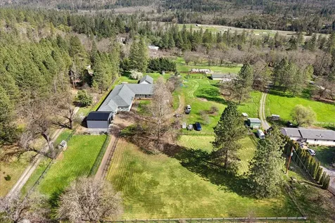 9011 Monument Drive Grants Pass OR 97526