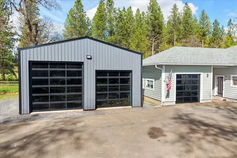 9011 Monument Drive Grants Pass OR 97526