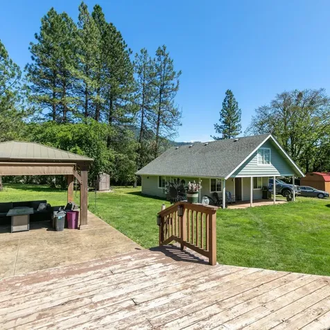 9011 Monument Drive Grants Pass OR 97526