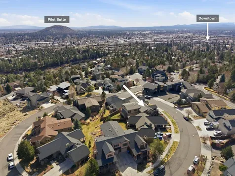 2627 NW Awbrey Point Circle Bend OR 97703