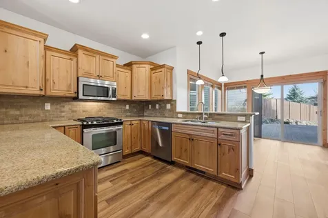 2627 NW Awbrey Point Circle Bend OR 97703