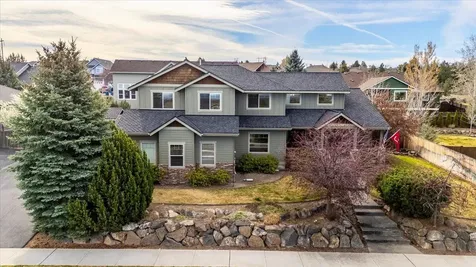 4122 SW Salmon Place Redmond OR 97756