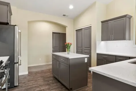 2433 NW Hazelwood Avenue Redmond OR 97756