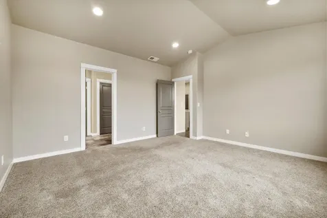 2433 NW Hazelwood Avenue Redmond OR 97756