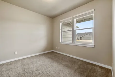 2433 NW Hazelwood Avenue Redmond OR 97756