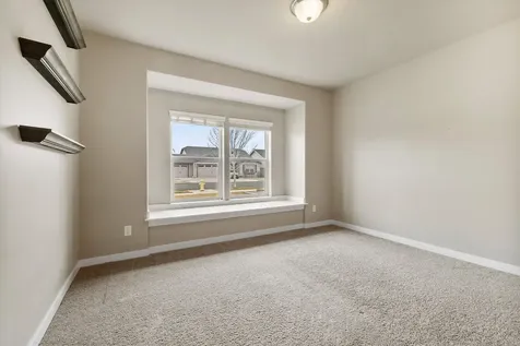 2433 NW Hazelwood Avenue Redmond OR 97756