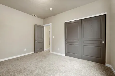 2433 NW Hazelwood Avenue Redmond OR 97756
