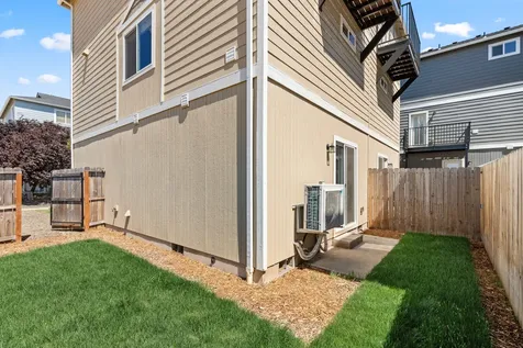 7837 Jacqueline Way White City OR 97503