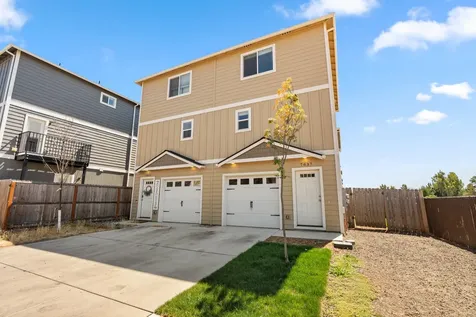 7837 Jacqueline Way White City OR 97503