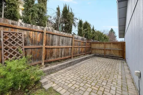3073 Ruby Drive Medford OR 97504
