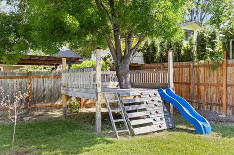 3073 Ruby Drive Medford OR 97504