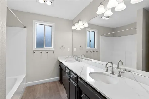 3073 Ruby Drive Medford OR 97504
