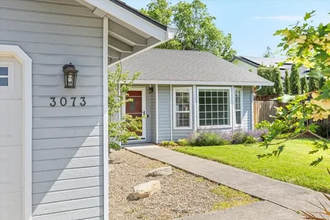 3073 Ruby Drive Medford OR 97504