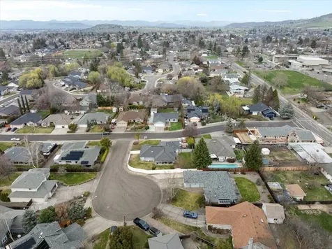 3073 Ruby Drive Medford OR 97504