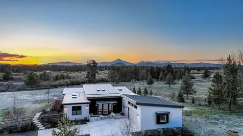 55543 Huntington Road Bend OR 97707