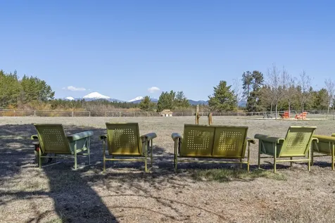 55543 Huntington Road Bend OR 97707