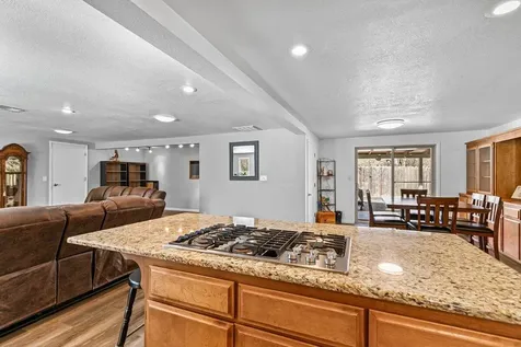 2860 W Griffin Creek Road Medford OR 97501
