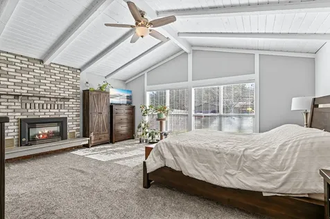 2860 W Griffin Creek Road Medford OR 97501