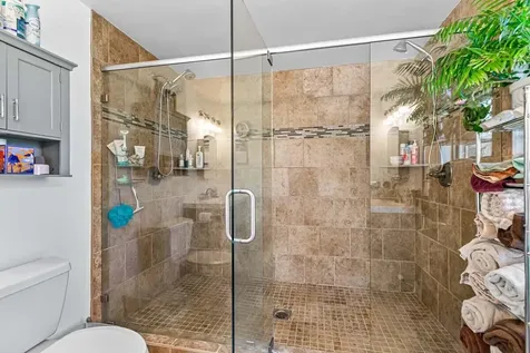 2860 W Griffin Creek Road Medford OR 97501