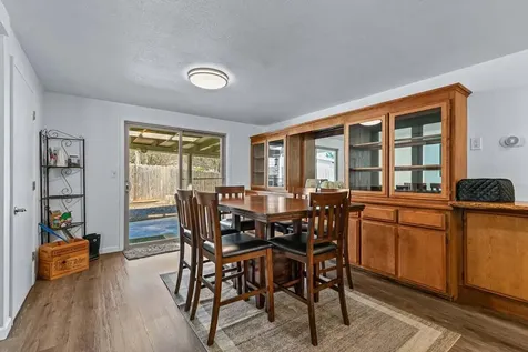 2860 W Griffin Creek Road Medford OR 97501