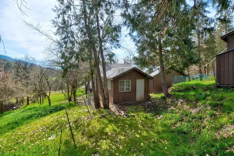5492 Highway 227 Trail OR 97541