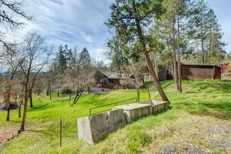 5492 Highway 227 Trail OR 97541