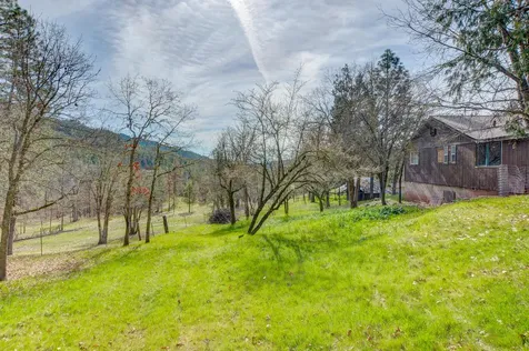 5492 Highway 227 Trail OR 97541