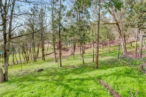 5492 Highway 227 Trail OR 97541
