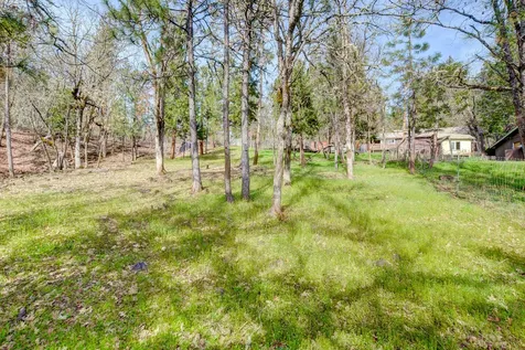 5492 Highway 227 Trail OR 97541